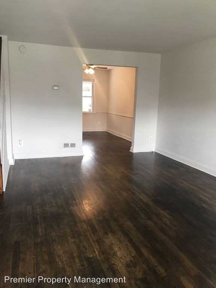 817 Arncliffe Rd - Photo 3 of 14
