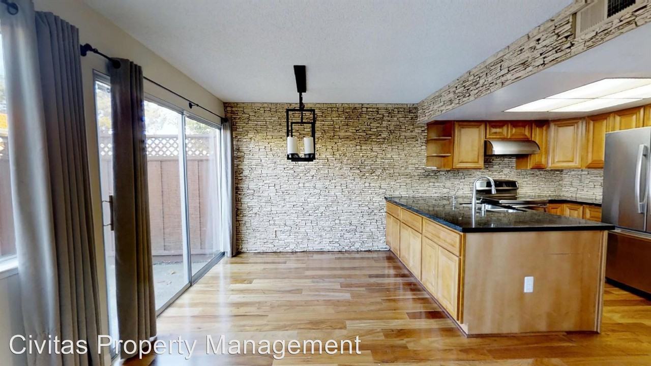 2384 Belvedere Ave - Photo 3 of 21