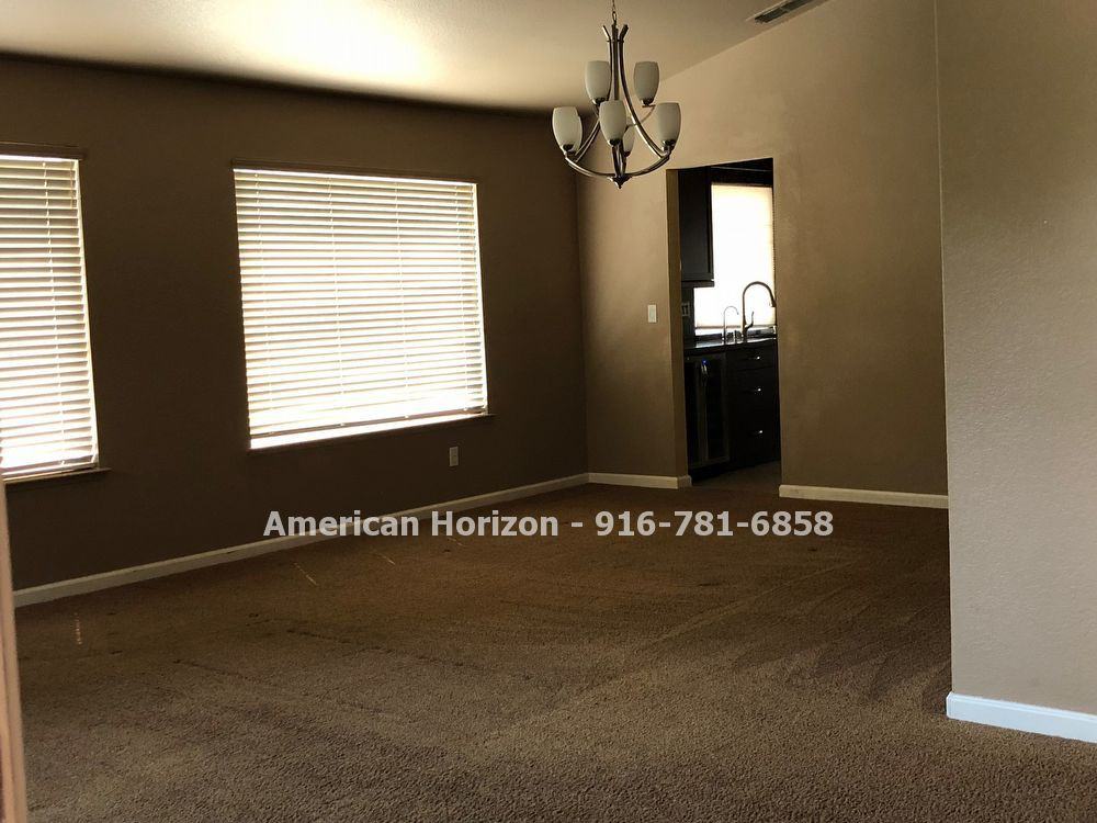 359 Silberhorn Dr - Photo 2 of 23