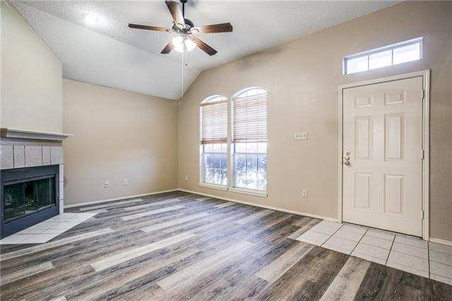 1541 Collin Dr - Photo 2 of 25