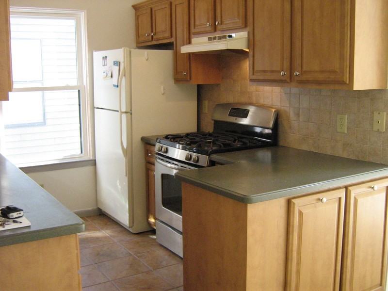 1614 Spruce Hills Dr #14 - Photo 3 of 11