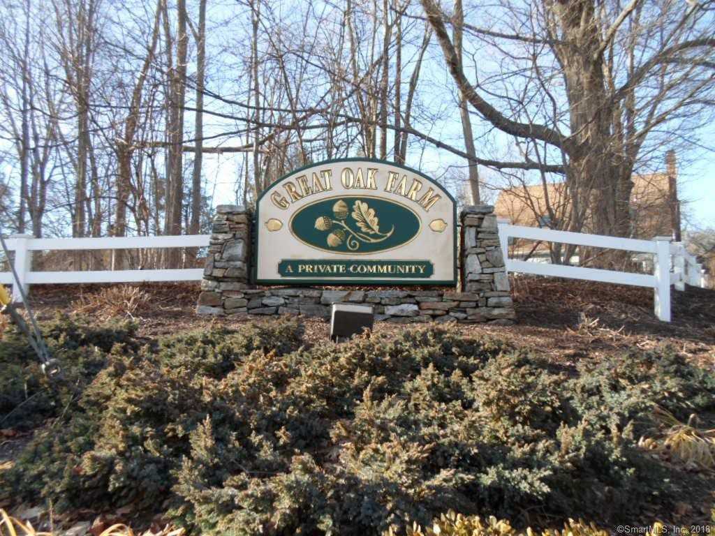 44 Secret Hollow Rd - Photo 2 of 37