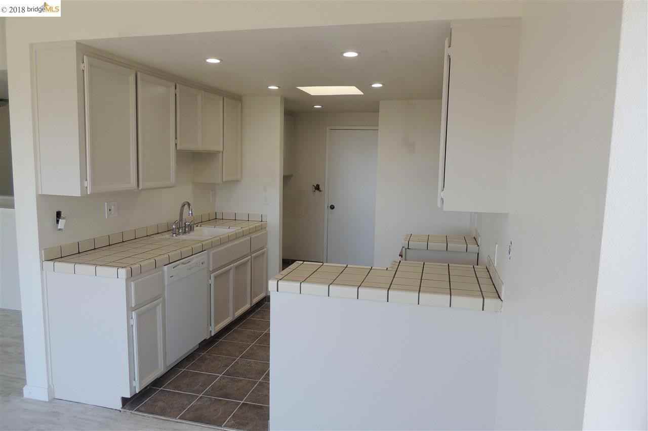 155 Samaria Ln - Photo 3 of 9