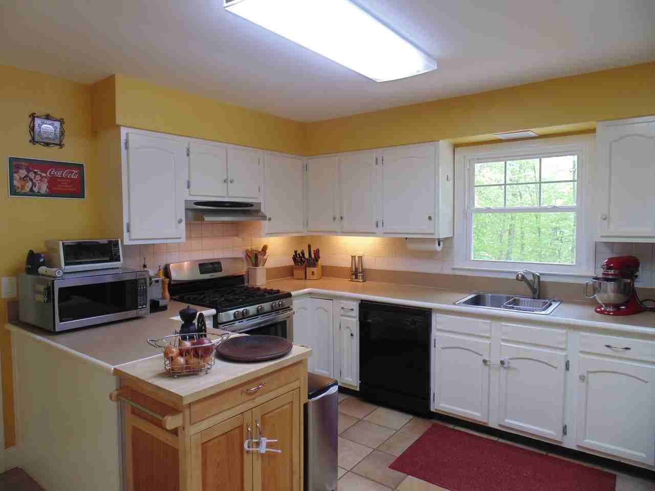 382 Oscawana Lake Rd - Photo 2 of 22