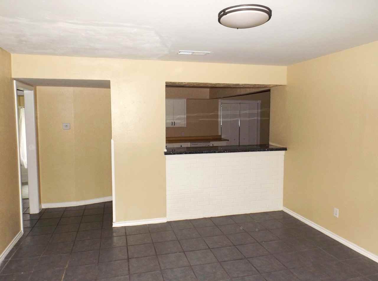 4226 Merrell Rd - Photo 3 of 16