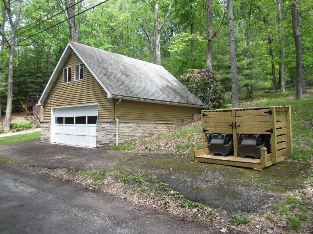 191 Glen Cove Rd - Photo 2 of 6