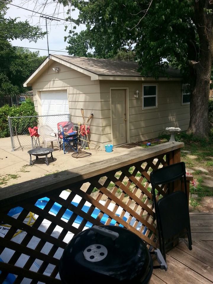 2326 Columbine Ln - Photo 3 of 15