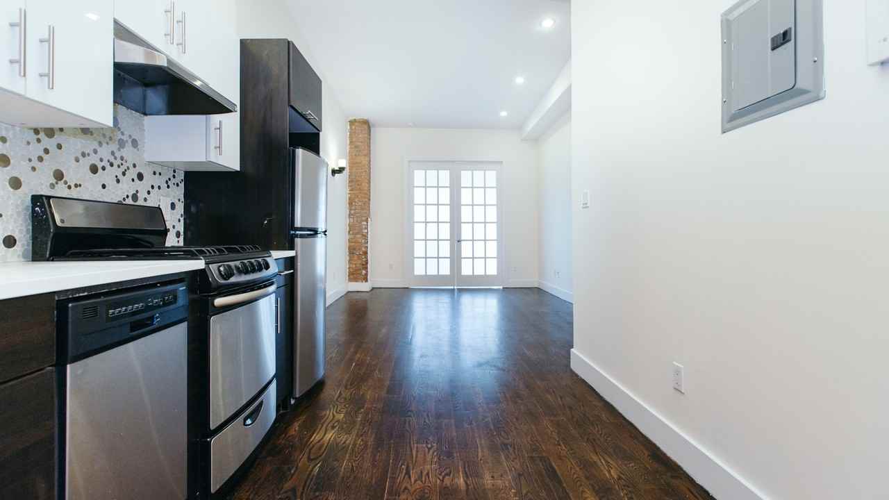 297 Harman Street #1R