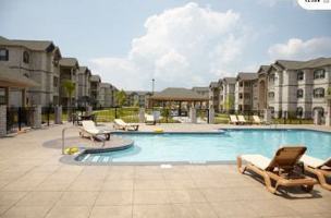 featured image of 1001 Quarters Landing Cir #1