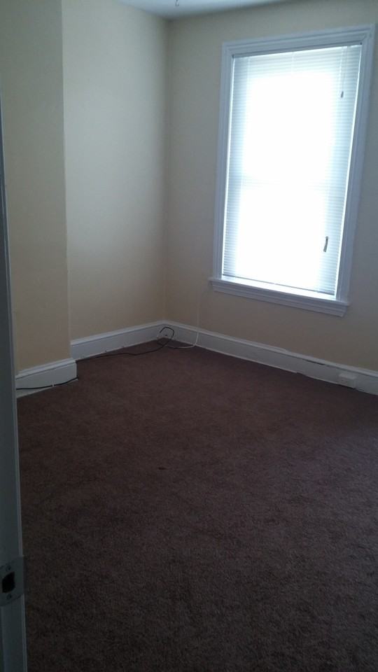 1204 Tatnall St #2 - Photo 3 of 16