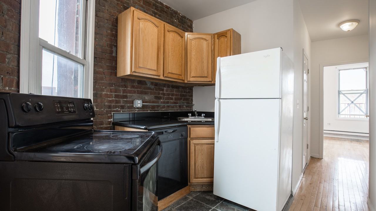 43 Cumberland Street #3L