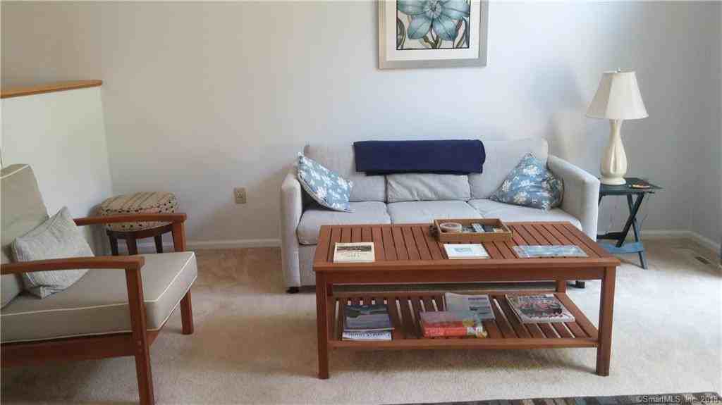110 Sandy Point Rd - Photo 2 of 11