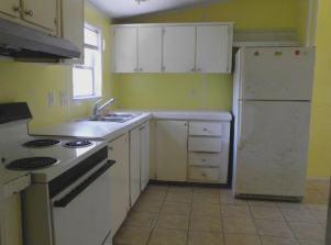 520 Magnolia Ln - Photo 3 of 4