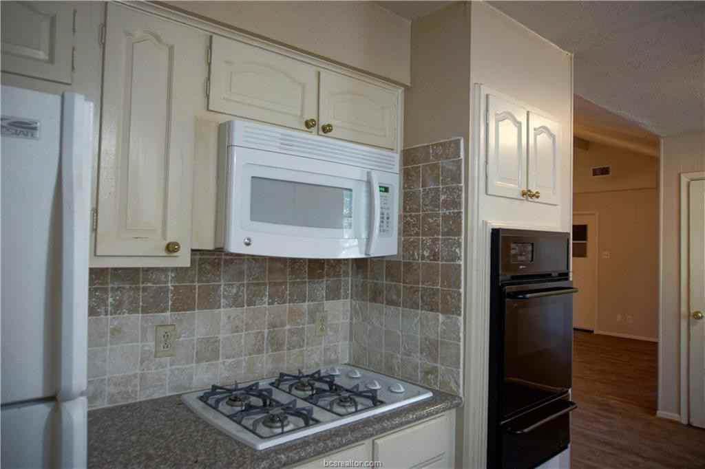 1115 Westover St - Photo 3 of 7