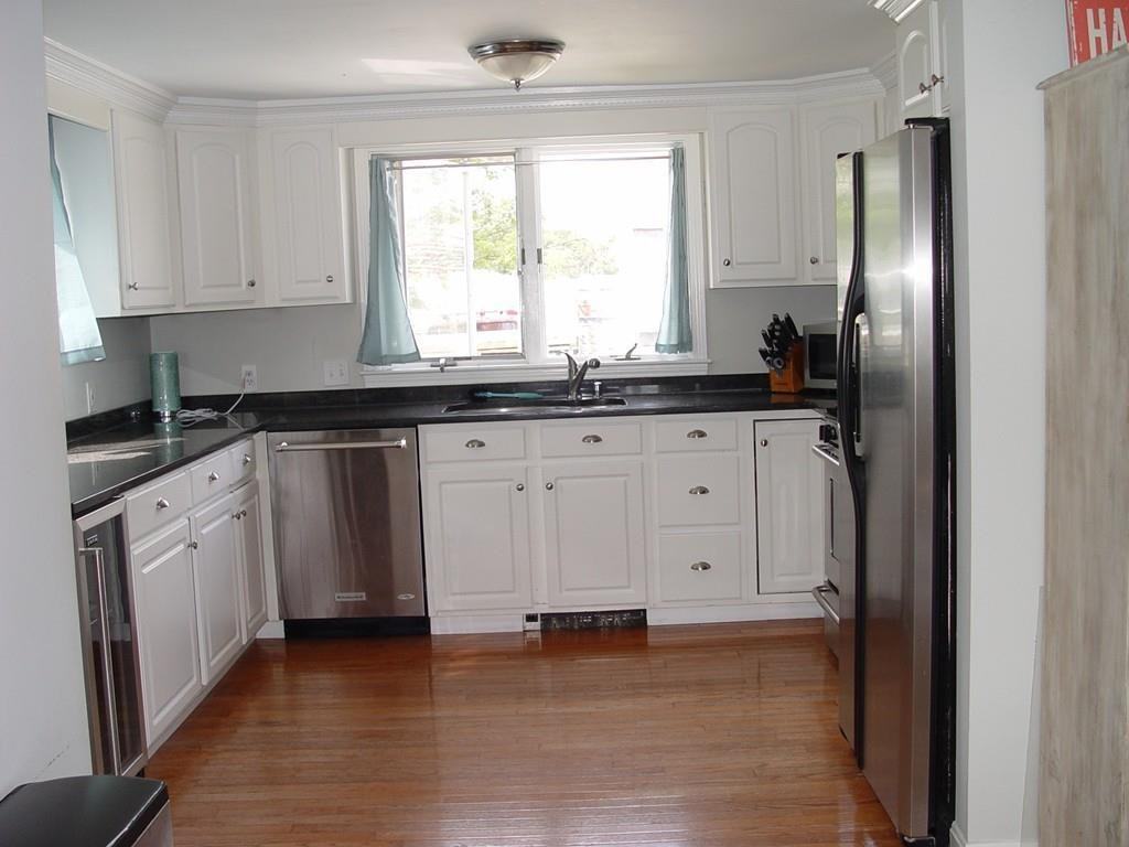 439 Ocean St #1 - Photo 3 of 21