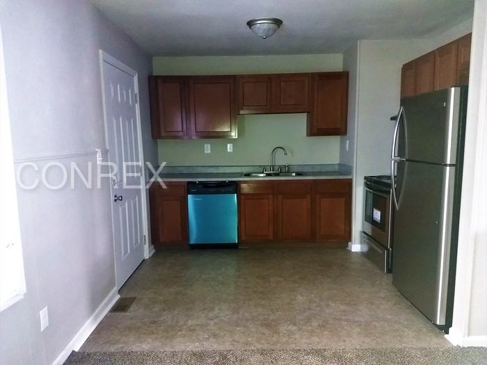 3037 Wheatfield Dr - Photo 3 of 15