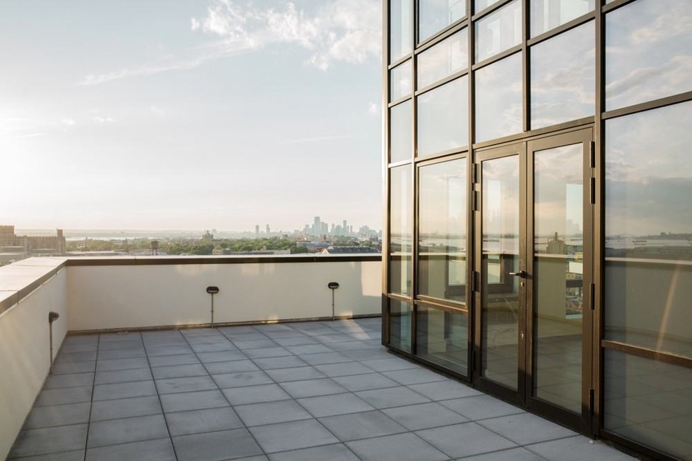 The Alexey - Photo 2 of 50