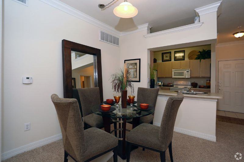 941 Hesters Crossing Rd - Photo 4 of 10