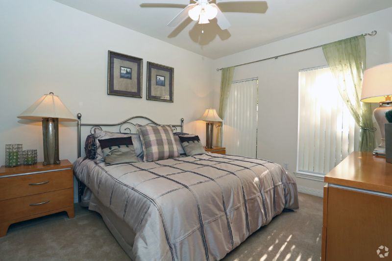 941 Hesters Crossing Rd - Photo 5 of 10