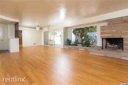 1644 Cielito Dr - Photo 3 of 30