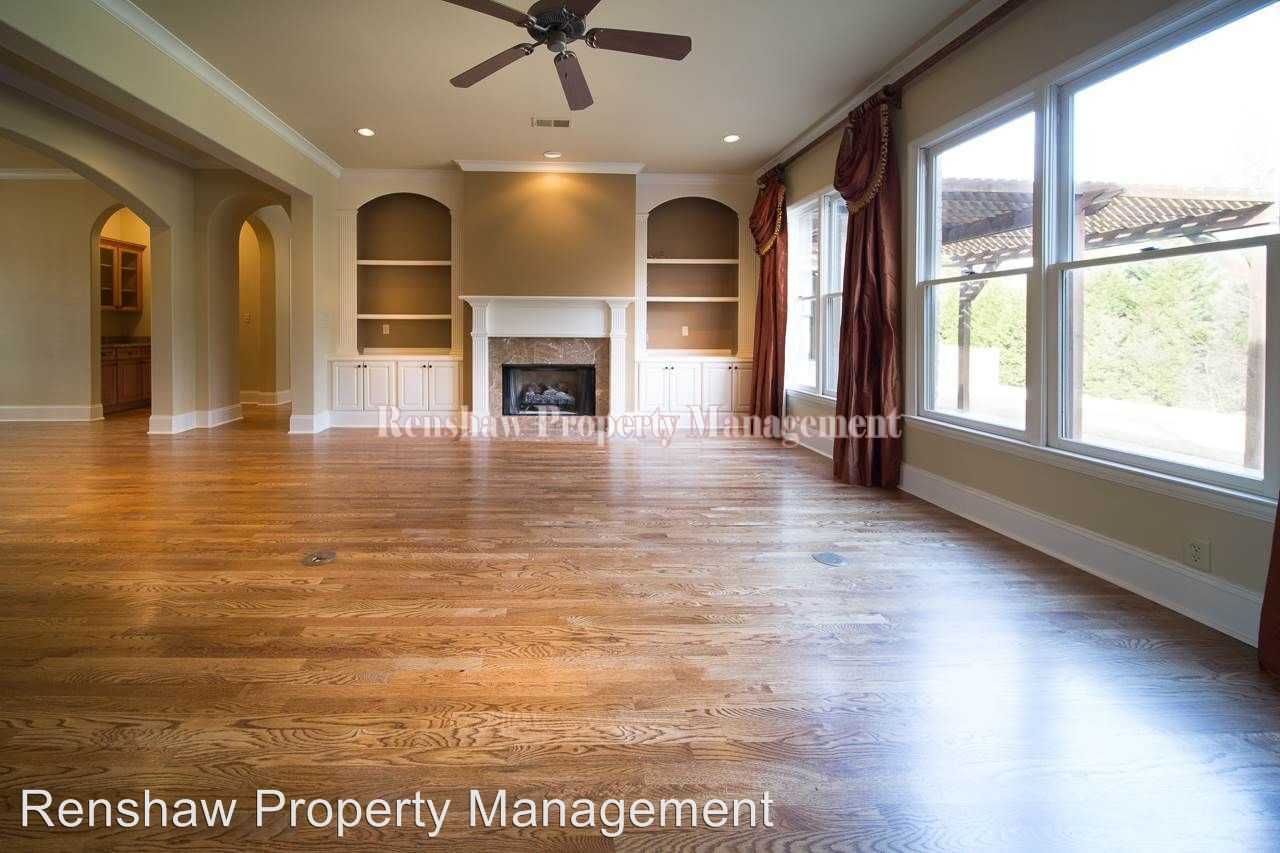 1704 Dogwood Creek Dr - Photo 3 of 21