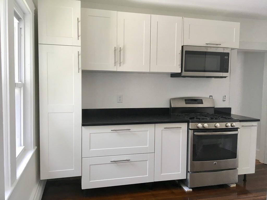 1014 South St - Photo 2 of 12