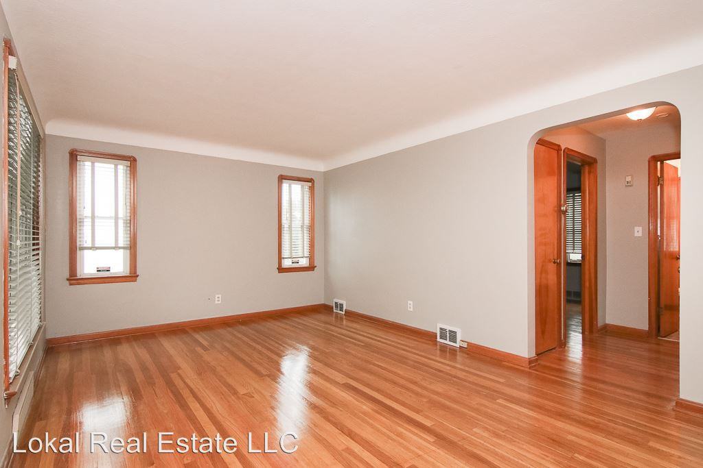 7404 Brookside Dr - Photo 2 of 38