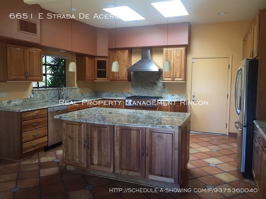 6651 E Strada De Acero - Photo 3 of 21