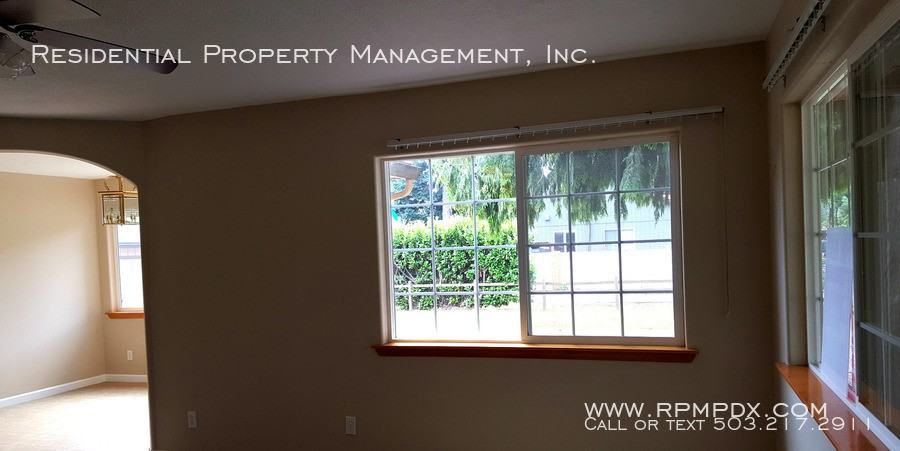 2036 SE 176th Ave - Photo 3 of 35