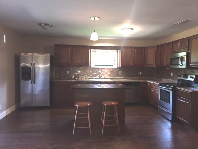 5715 Myrtle Dr - Photo 3 of 18