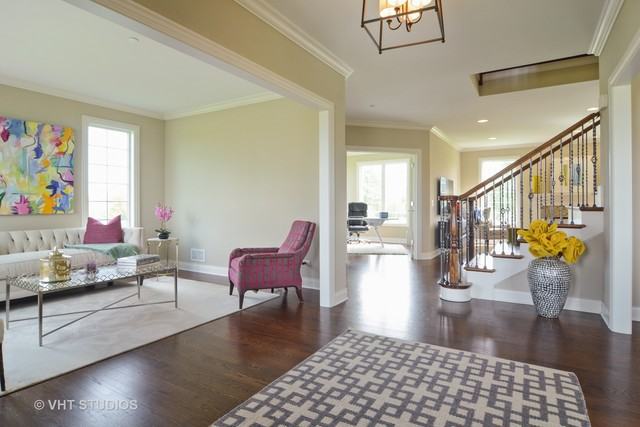 23245 Enclave Ln - Photo 2 of 25