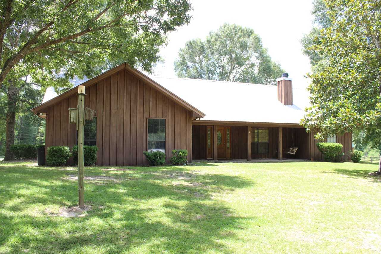 106 Chandler Rd - Photo 2 of 50