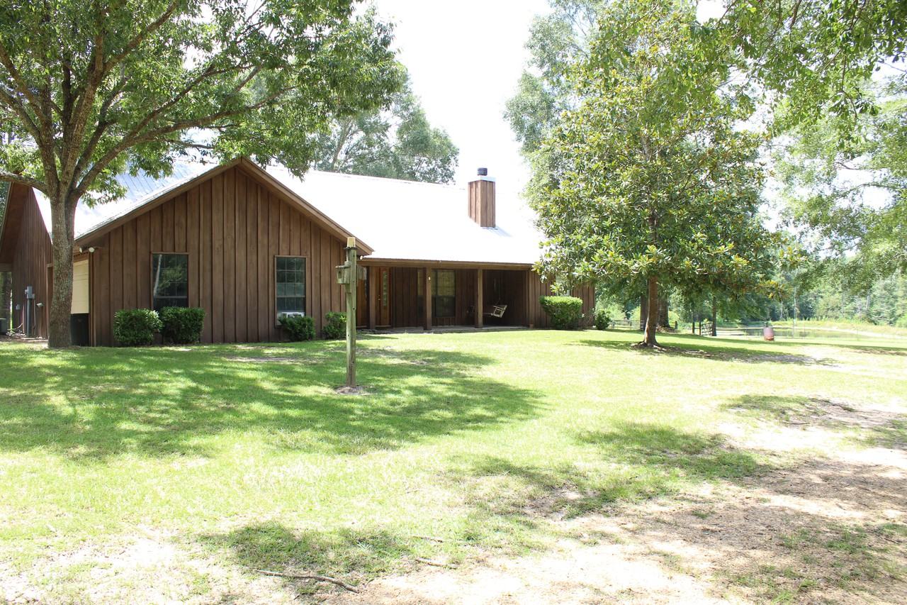 106 Chandler Rd - Photo 3 of 50