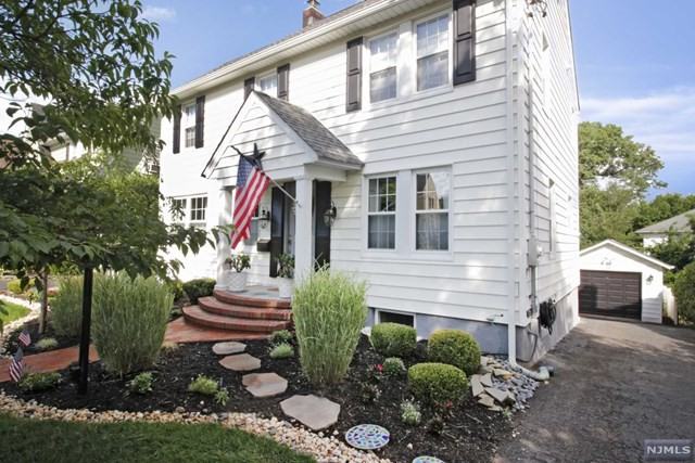 14 Harding Rd - Photo 3 of 22