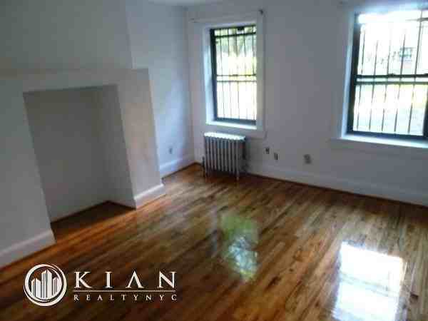 Mulberry St #6