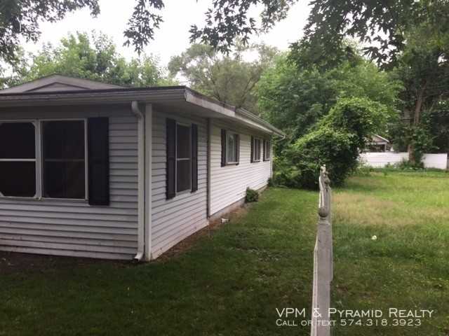 1650 Fremont St - Photo 3 of 23