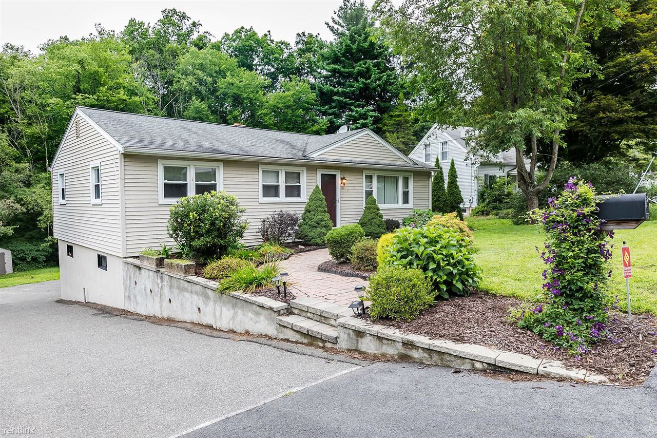 18 Emma St - Photo 3 of 36