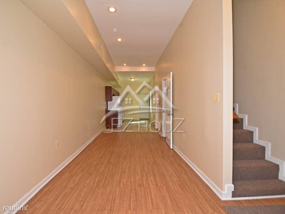 1729 Druid Hill Ave - Photo 2 of 16