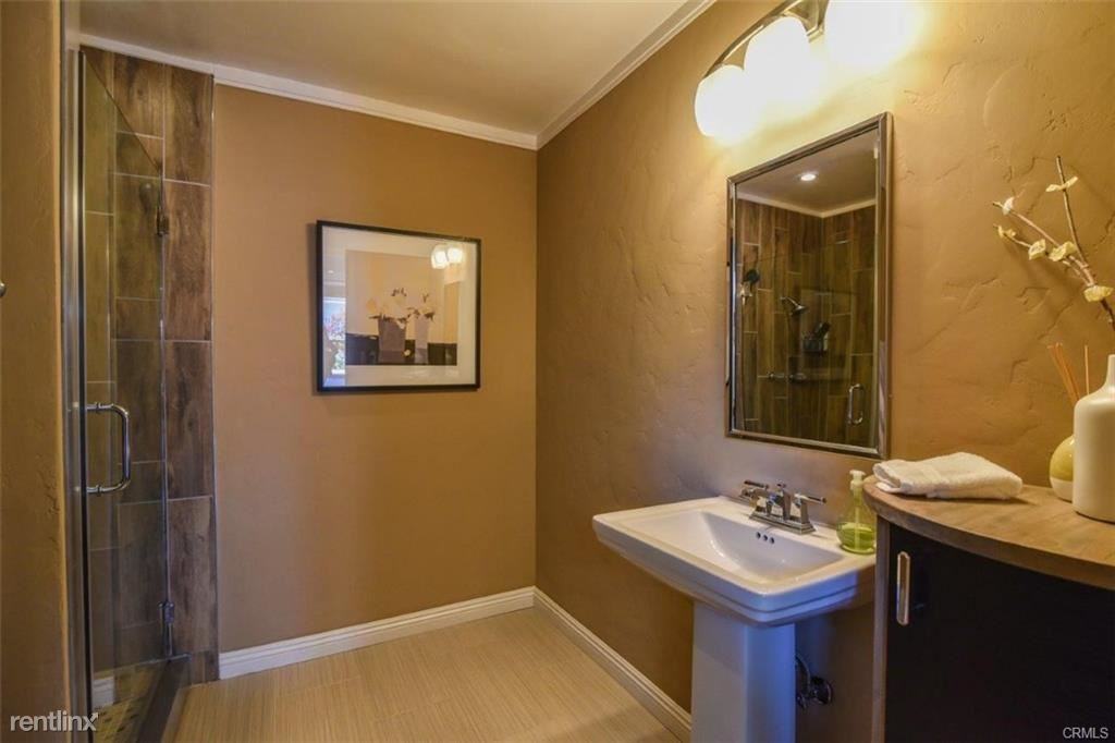 4891 Tamarack Way - Photo 3 of 21