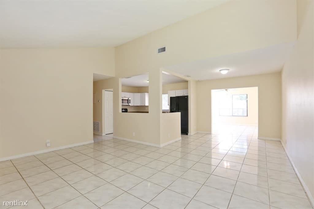 2161 NW 111th Ave - Photo 3 of 7