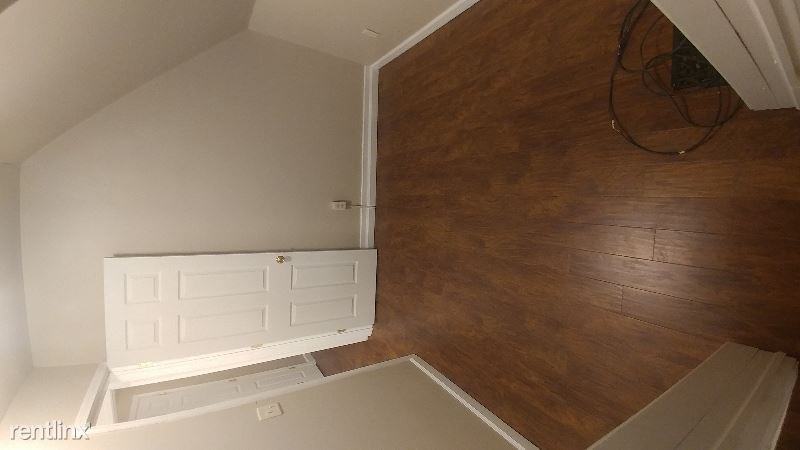 431 State St - Photo 3 of 5