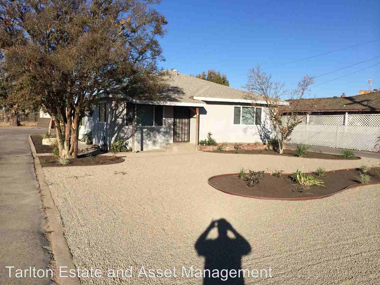 5701 S Fig Ave - Photo 2 of 19