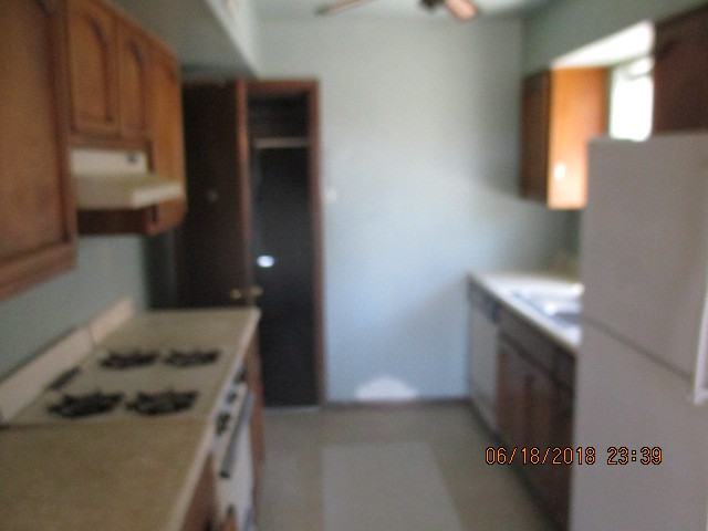 11762 Jim Thorpe Dr - Photo 3 of 10