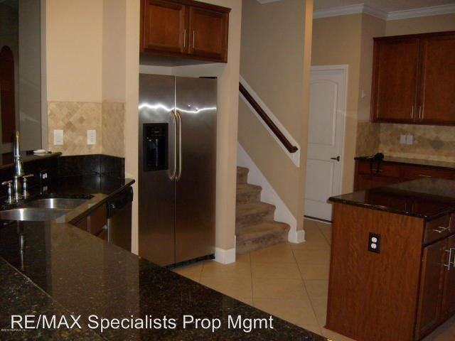 732 Castledale Ct - Photo 3 of 18