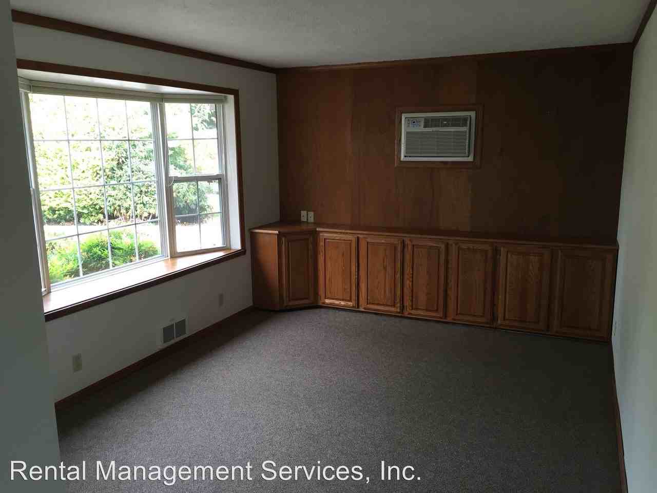 13455 NE Schuyler St - Photo 2 of 11