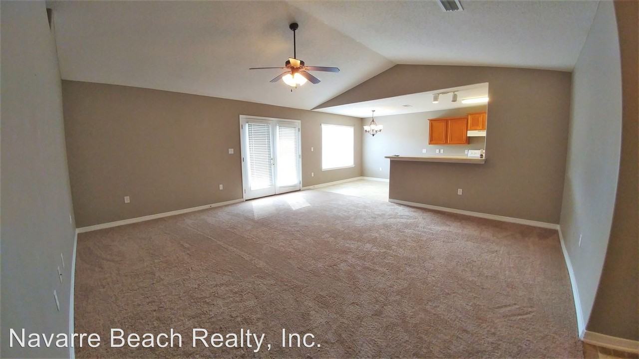 8743 Faye Ct - Photo 2 of 15