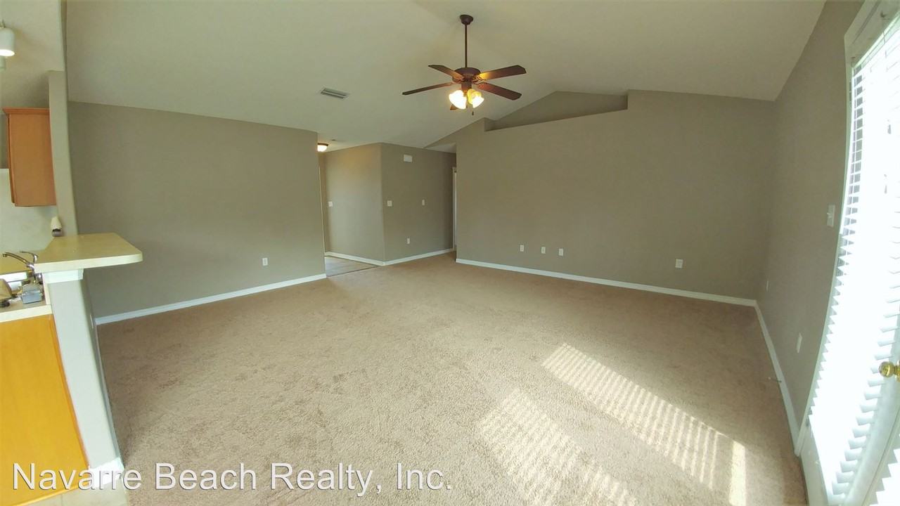 8743 Faye Ct - Photo 3 of 15