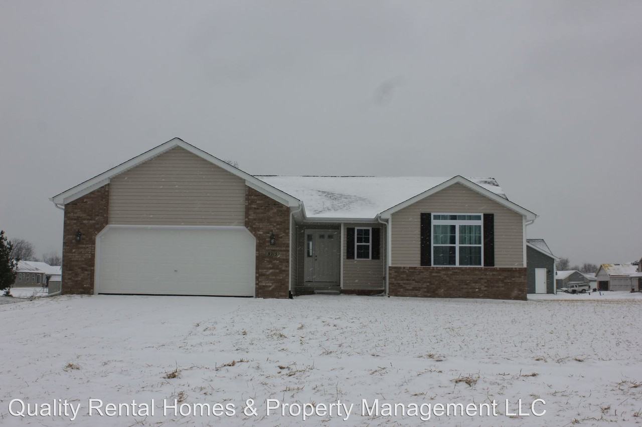 9315 Meadowview Dr - Photo 2 of 14