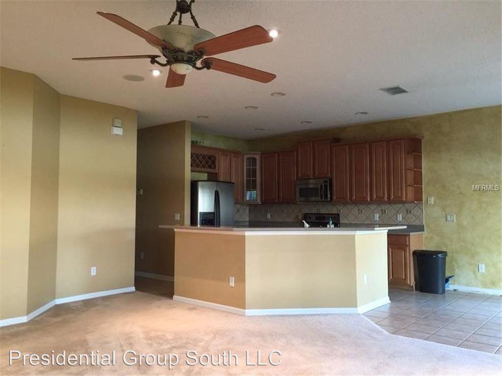 5846 Manchester Bridge Dr - Photo 3 of 12