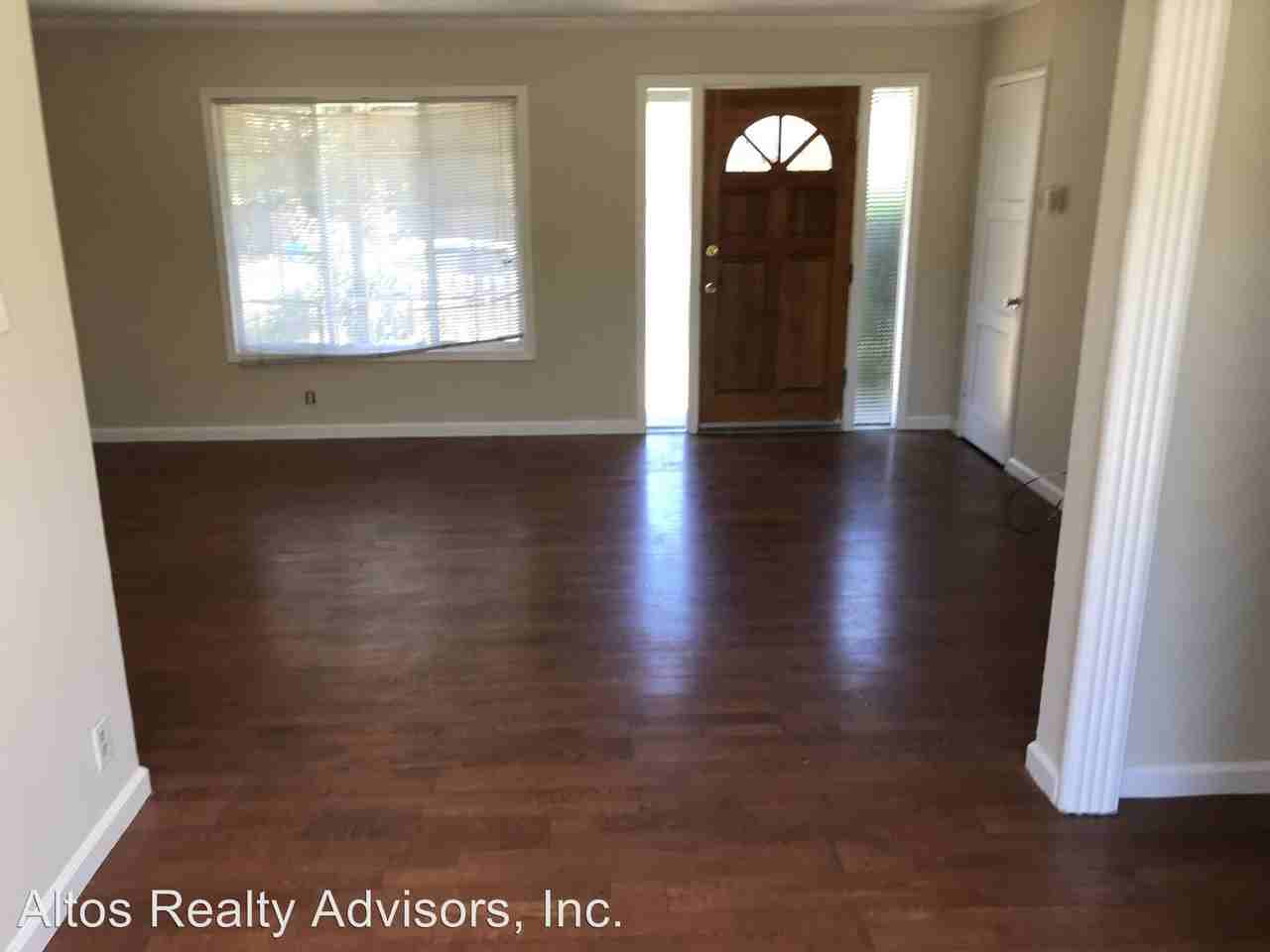 192 Wisteria Dr - Photo 2 of 4
